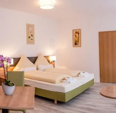 Eulennest Pensjonat Laubach (Giessen)